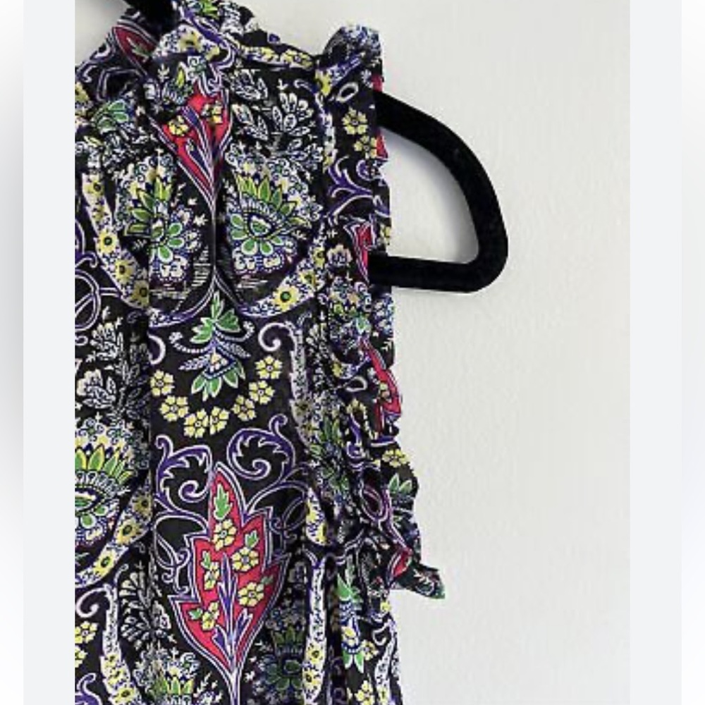 Floral Paisley Sleeveless Top
